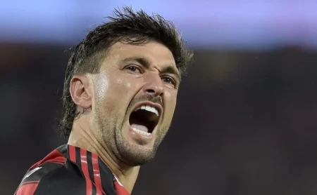 Arrascaeta se destaca em vitória do Flamengo e recebe elogios de Diego Ribas: “Muita classe” Arrascaeta se destaca em vitória do Flamengo e recebe elogios de Diego Ribas: “Muita classe”