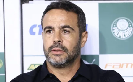 Artur Jorge, ex-Botafogo, não reforçará o Cruzeiro em 2026