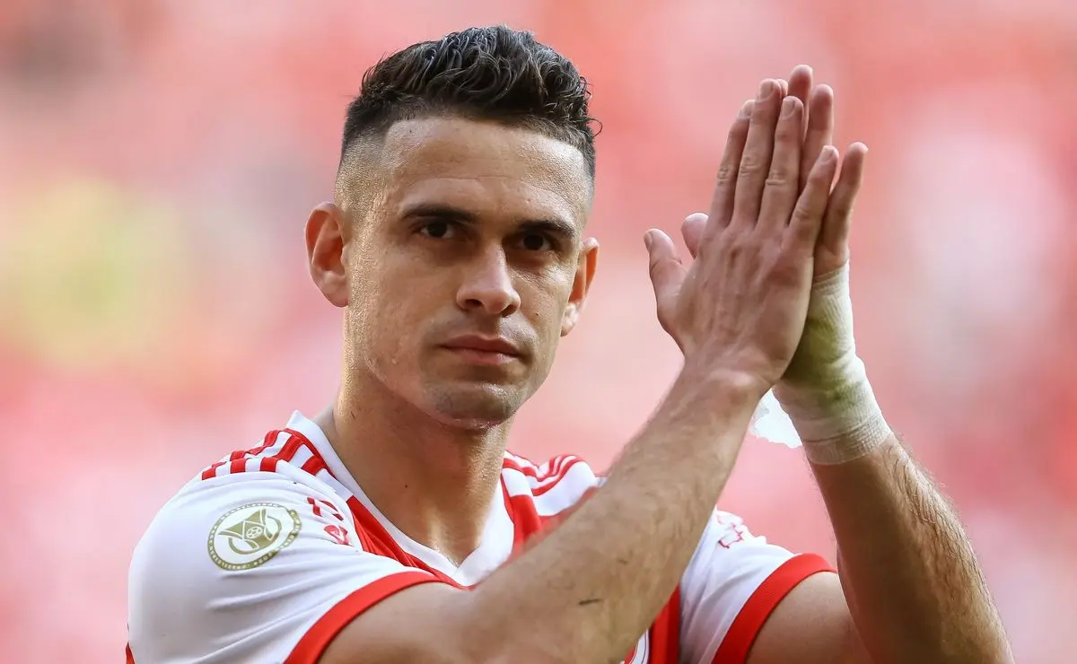 Barcellos busca acordo com Borré para redução salarial; futuro no Inter é incerto em 2026 Barcellos busca acordo com Borré para redução salarial; futuro no Inter é incerto em 2026