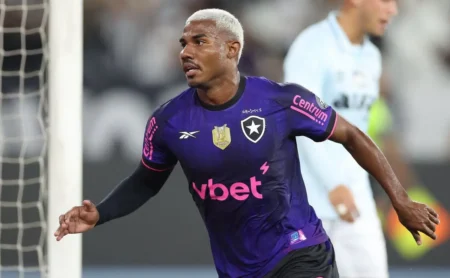 Botafogo planeja contratação surpresa de Cuiabano, em acordo com o Nottingham Forest