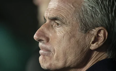 Chegada de Luís Castro ao Grêmio tem data definida