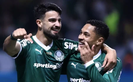 Chelsea tem Vitor Roque como prioridade para a próxima janela de transferências