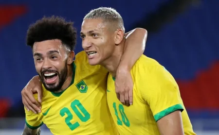 Claudinho perto do Santos: negociação com o Al-Sadd tem um último detalhe a ser resolvido Claudinho perto do Santos: negociação com o Al-Sadd tem um último detalhe a ser resolvido