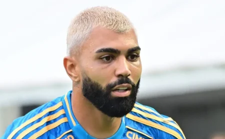 Contratação de Gabigol perde força, e Tiquinho Soares deve ficar no Santos