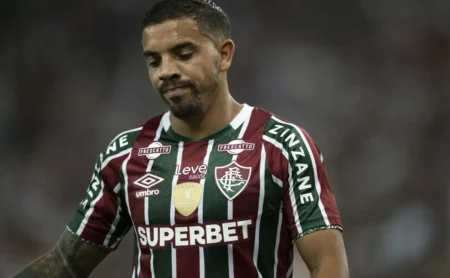 Contrato garante permanência de Terans e fim de retorno ao Fluminense em 2026 Contrato garante permanência de Terans e fim de retorno ao Fluminense em 2026