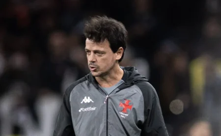 Corinthians melhora retrospecto como visitante na Copa do Brasil, superando marca de 2022 e alcançando Fernando Diniz.