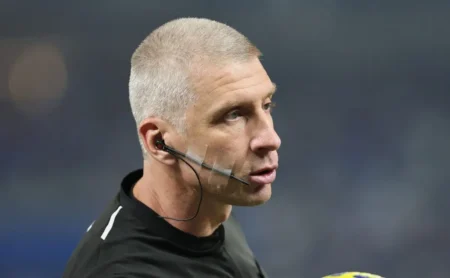 Cruzeiro analisa decisão da CBF sobre lance de Memphis e suspeita de uso de IA em vídeo Cruzeiro analisa decisão da CBF sobre lance de Memphis e suspeita de uso de IA em vídeo