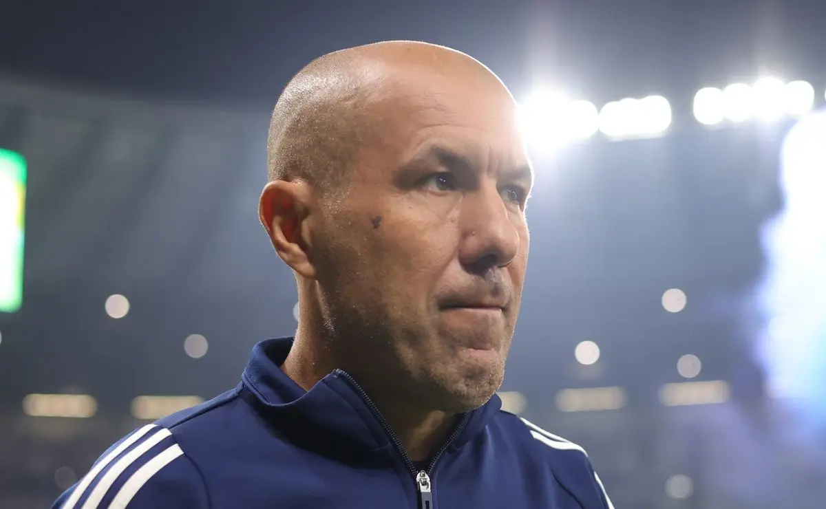 Cruzeiro e Jardim definem futuro do treinador em reunião nesta segunda-feira (15) Cruzeiro e Jardim definem futuro do treinador em reunião nesta segunda-feira (15)