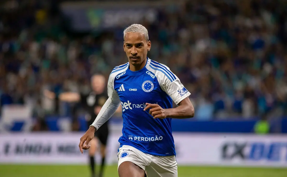 Cruzeiro e Botafogo empatam no Mineirão com destaque para Matheus Pereira após pênalti Cruzeiro e Botafogo empatam no Mineirão com destaque para Matheus Pereira após pênalti