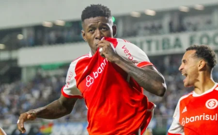 Cruzeiro mira Vitão e Bitello para 2026, além de Gerson.