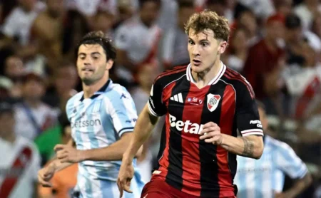 Cruzeiro oferece R$ 55 milhões por Facundo Colidio e aguarda resposta final do River Plate