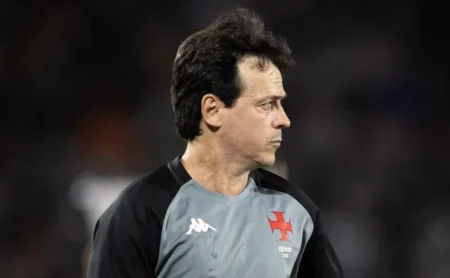 Discurso de Fernando Diniz foi crucial para a classificação na Copa do Brasil: “É uma questão de sobrevivência”