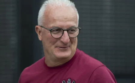 Dorival Júnior exibe espírito de equipe e conduz o Corinthians à conquista da Copa do Brasil Dorival Júnior exibe espírito de equipe e conduz o Corinthians à conquista da Copa do Brasil