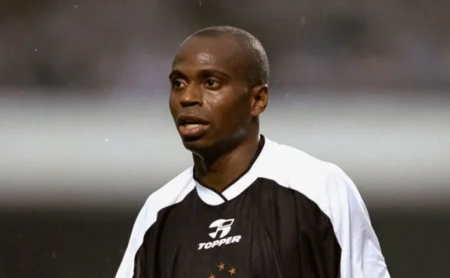 Edílson traça paralelo com o ano 2000 e deixa mensagem ao elenco antes de Vasco x Corinthians: “Que os jogadores…”