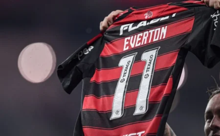 Everton Cebolinha deseja mais tempo em campo, Flamengo libera e acordo com o Cruzeiro depende do jogador