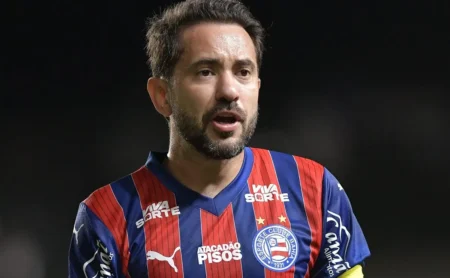 Everton Ribeiro declara amor ao Flamengo e emociona torcida: “Parte gigante da minha história”