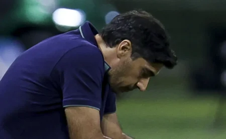 Felipe Anderson e mais sete desfalcam o Palmeiras contra o Atlético-MG