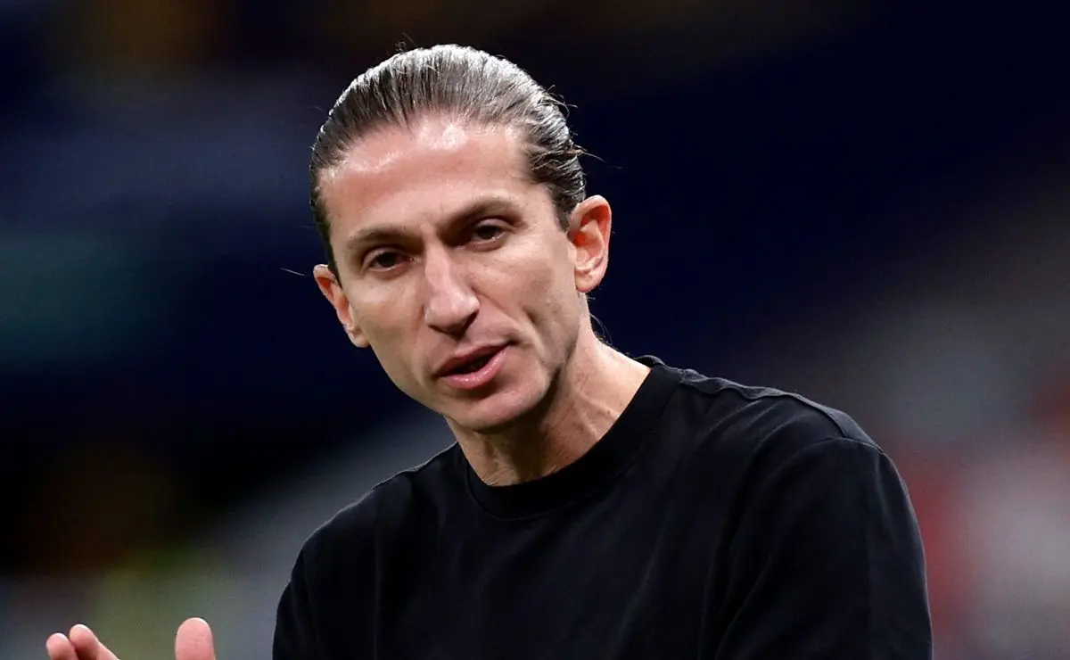 Filipe Luís celebra união do Flamengo e prevê final desafiadora contra o PSG Filipe Luís celebra união do Flamengo e prevê final desafiadora contra o PSG