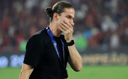 Filipe Luís: Novo Capítulo Histórico no Flamengo, Ao Lado de Jorge Jesus e Ceni