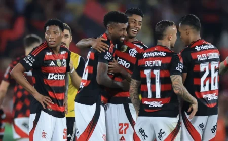Flamengo: Bicampeão da Tríplice Coroa na História do Futebol