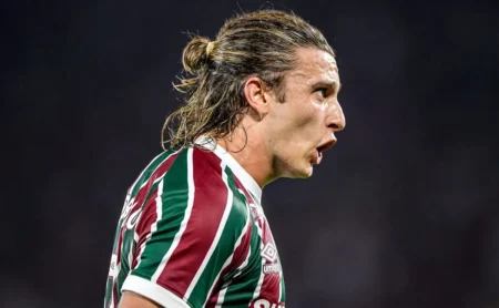 Fluminense perde nos pênaltis, e Vasco avança à final da Copa do Brasil Fluminense perde nos pênaltis, e Vasco avança à final da Copa do Brasil