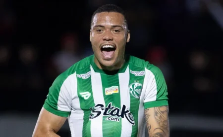 Fluminense avança por Luis Mandaca, primeiro reforço projetado para 2026