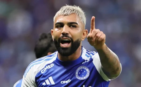 Gabigol é sincero sobre a derrota do Cruzeiro para o Corinthians e envia mensagem em rede social Gabigol é sincero sobre a derrota do Cruzeiro para o Corinthians e envia mensagem em rede social