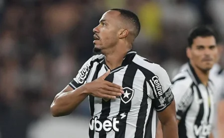 Grafite explica decisão de Marlon Freitas de deixar o Botafogo: “Ano frustrante”
