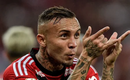 Grêmio barra alto custo: Everton Cebolinha, do Flamengo, fora dos planos em 2026.