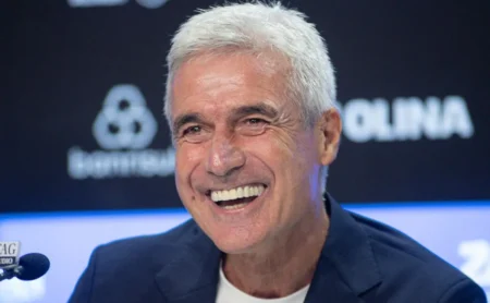 Grêmio e Internacional começam temporada com novos técnicos após 12 anos no Rio Grande do Sul