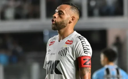 Guilherme perto de assinar com o Houston Dynamo e receberá um dos maiores salários do elenco Guilherme perto de assinar com o Houston Dynamo e receberá um dos maiores salários do elenco