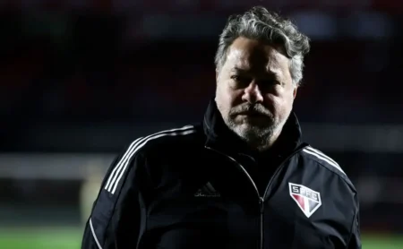 Impeachment de Julio Casares é iniciado no São Paulo com pressão da oposição ao Conselho