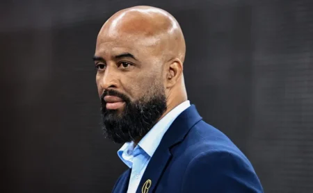 Inter acerta com Fabinho Soldado até 2026, com aval de Abel Braga