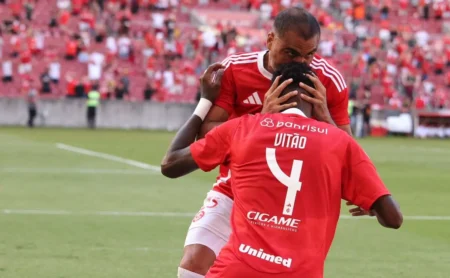 Internacional planeja reformulação com saídas de Vitão, Carbonero e outros sete jogadores