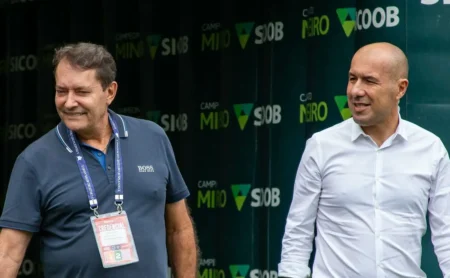 Leonardo Jardim anuncia aposentadoria no Cruzeiro após Copa do Brasil: revelação de Pedrinho BH Leonardo Jardim anuncia aposentadoria no Cruzeiro após Copa do Brasil: revelação de Pedrinho BH