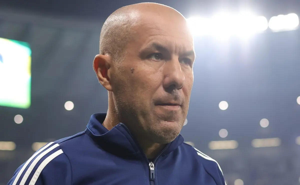 Leonardo Jardim deixa o Cruzeiro e Tite surge como principal opção para 2026 Leonardo Jardim deixa o Cruzeiro e Tite surge como principal opção para 2026