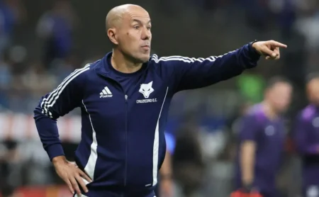 Leonardo Jardim: Despedida do Cruzeiro com números similares aos de técnicos recentes Leonardo Jardim: Despedida do Cruzeiro com números similares aos de técnicos recentes