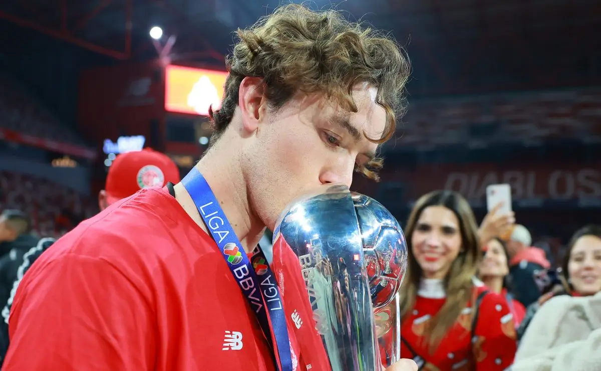 Marcel Ruiz define futuro no Palmeiras e prioriza Europa em 2026 Marcel Ruiz define futuro no Palmeiras e prioriza Europa em 2026