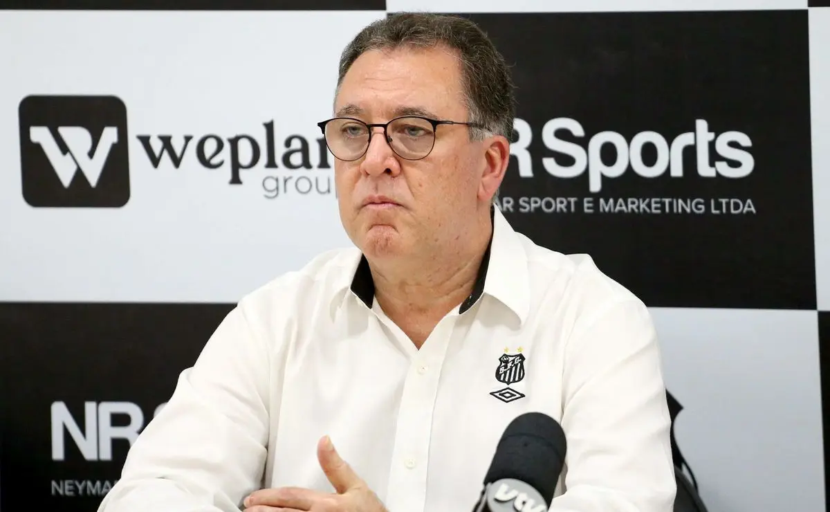 Marcelo Teixeira reconhece falha no trajeto do Santos e não comemora a permanência na Série A Marcelo Teixeira reconhece falha no trajeto do Santos e não comemora a permanência na Série A
