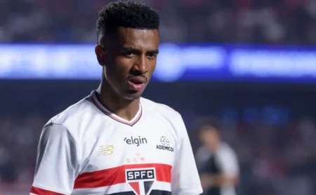 Marcos Antonio tem empréstimo prorrogado no São Paulo até junho de 2026 Marcos Antonio tem empréstimo prorrogado no São Paulo até junho de 2026