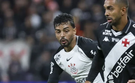 Matheus Bidu em destaque no empate entre Corinthians e Vasco na final da Copa do Brasil