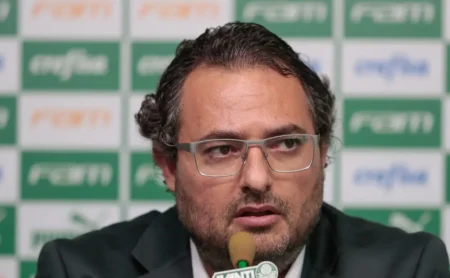 Mattos Aborda Limpeza no Elenco do Santos e Analisa Rescisão com Hayner