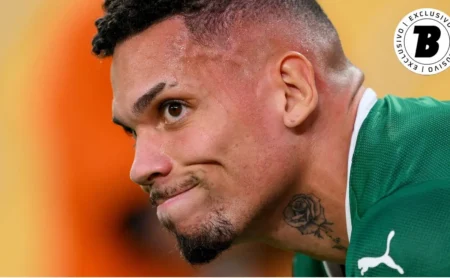 Médico do Palmeiras descarta retorno de Paulinho aos gramados no início do ano: “Período curto de recuperação” Médico do Palmeiras descarta retorno de Paulinho aos gramados no início do ano: “Período curto de recuperação”