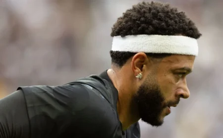 Memphis Depay Marca Golaço em Treino do Corinthians Após Provocação; Assista ao Vídeo