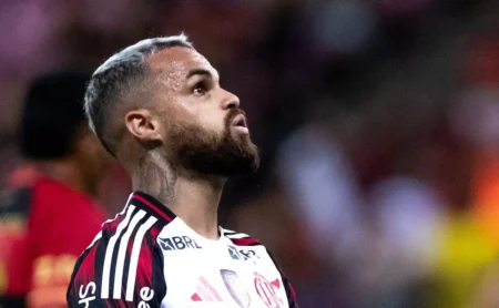 Michael no Santos: Contratação com Neymar em Vista Depende da Aprovação do Atacante