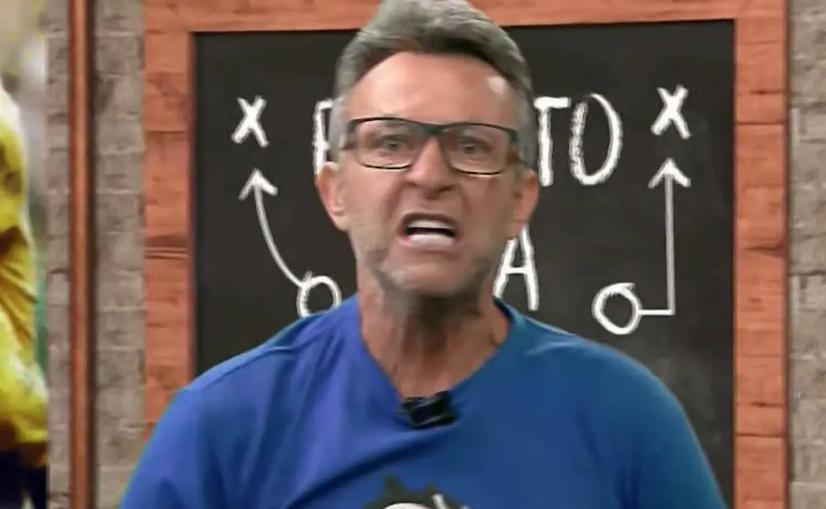 Neto sugere ida de Gabigol para o Santos após eliminação do Cruzeiro: Pode mandar embora Neto sugere ida de Gabigol para o Santos após eliminação do Cruzeiro: "Pode mandar embora"