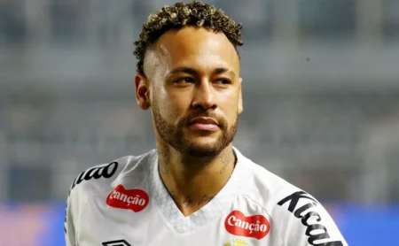 Neymar no Santos: CEO da NR Sports sinaliza renovação do craque