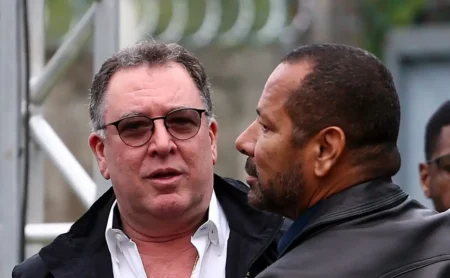 Neymar Pai articula pacote de reforços no Santos com jogada decisiva