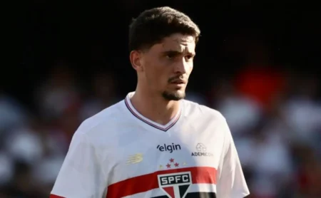 Pablo Maia: Situação no Internacional é exposta e clube demonstra interesse na contratação Pablo Maia: Situação no Internacional é exposta e clube demonstra interesse na contratação