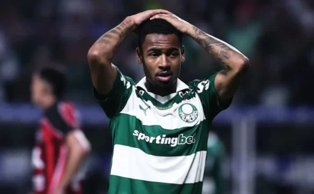 Palmeiras Considera Transferência de Allan em 2026, Mas Rejeita Oferta de €100 Milhões